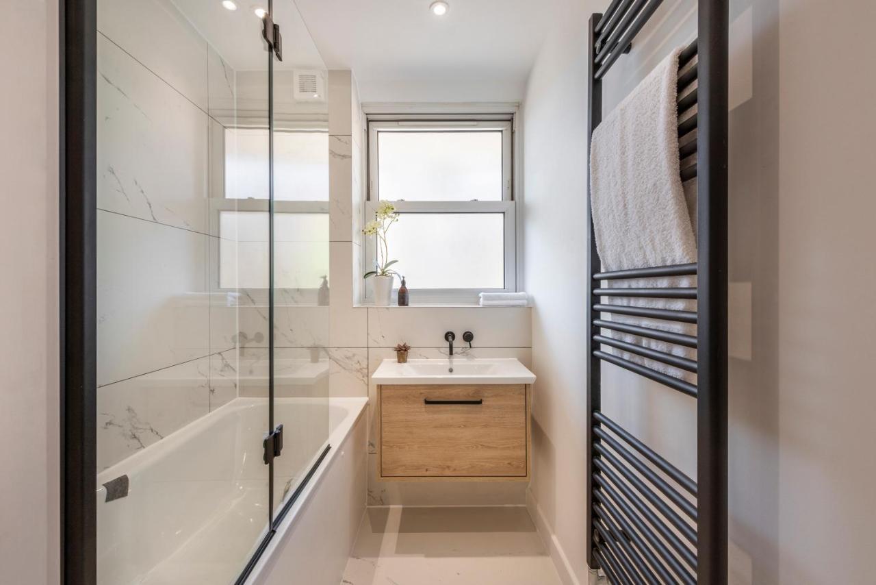 Superb 2 Bed Apartment Near Camden Town Free Wifi Londra Esterno foto